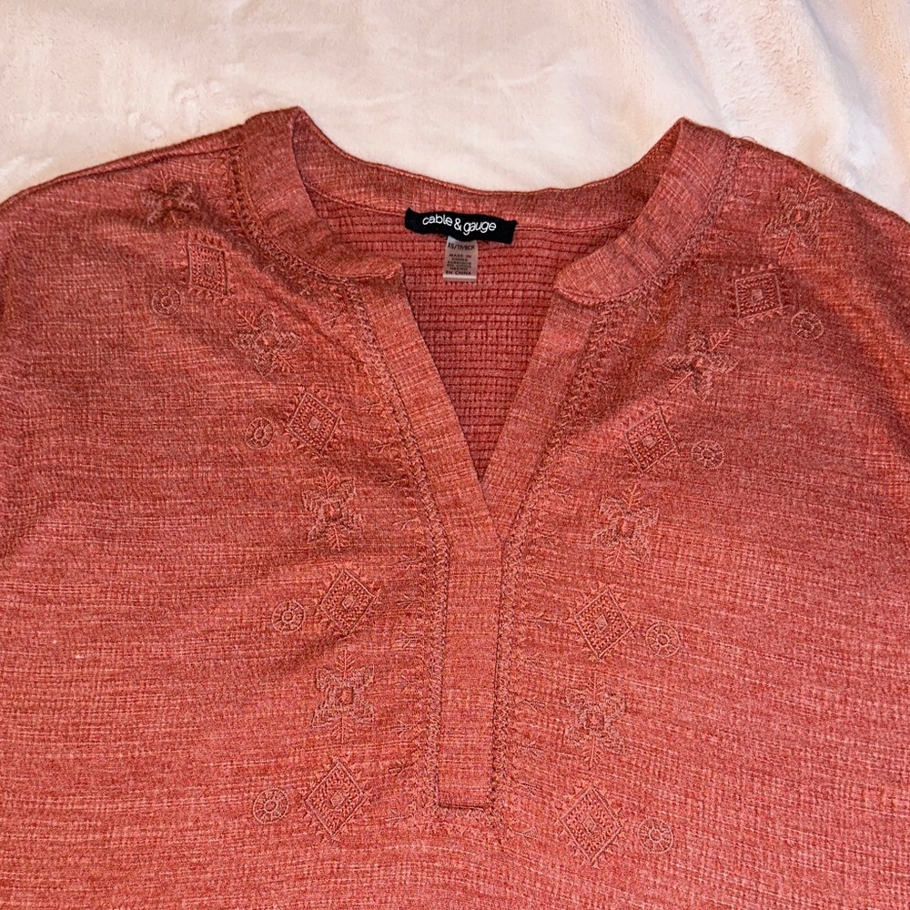 Cable & Gauge Textured Red Blouse
